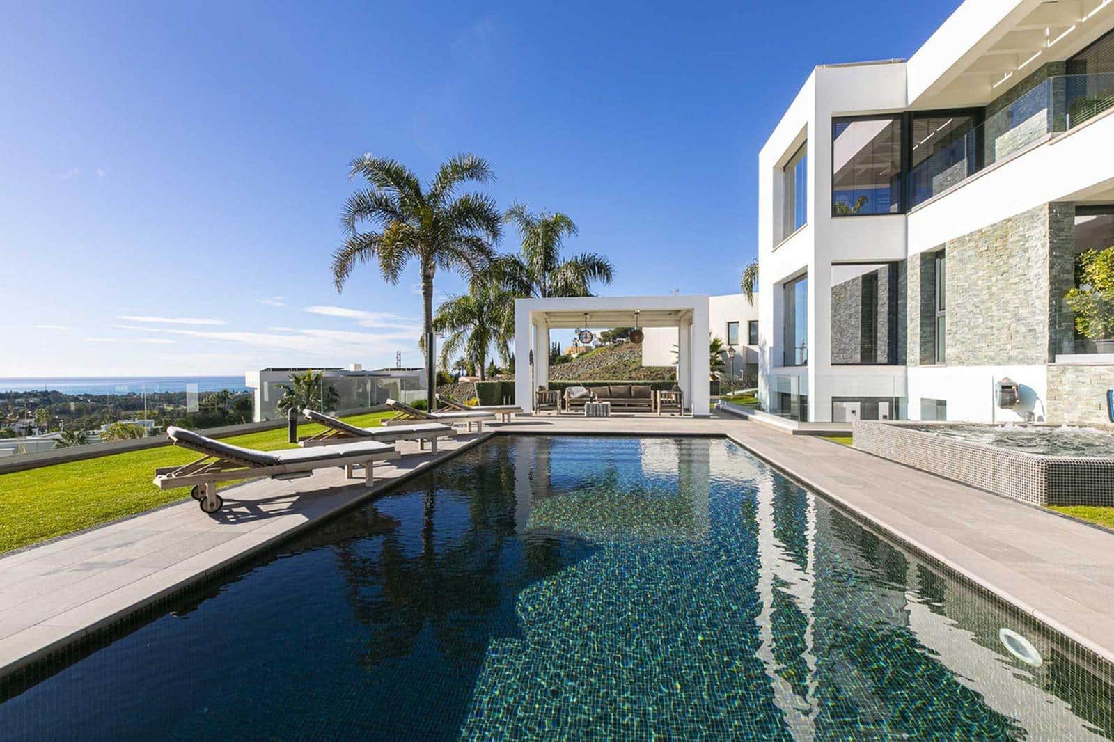 Properties for sale on the Costa Del Sol